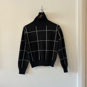 OOTD Grid Turtleneck in Black and Silver | Size Large